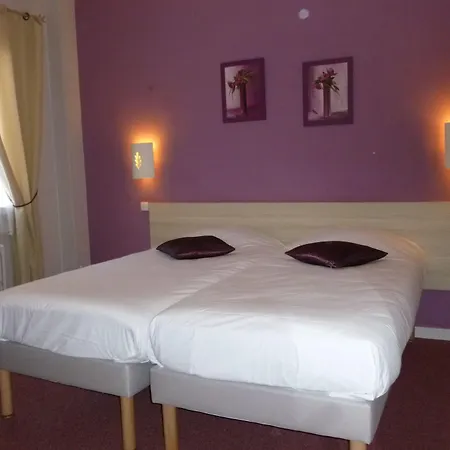 Richelieu, Centre-ville, Perret Hotel