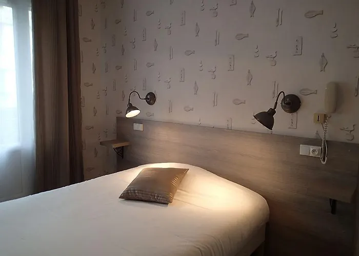 Richelieu, Centre-ville, Perret 酒店