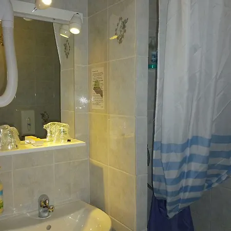 Hotel Richelieu, Centre-ville, Perret Hawr
