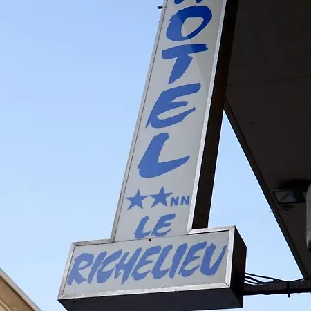 Ξενοδοχείο Richelieu, Centre-ville, Perret