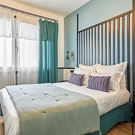 Richelieu, Centre-ville, Perret Hotel Hawr