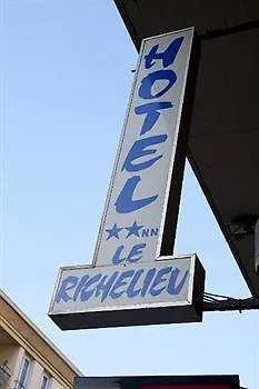 Richelieu, Centre-ville, Perret Hotel 2*