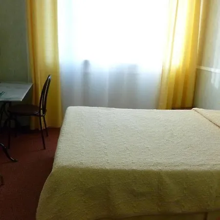 Richelieu, Centre-ville, Perret Hotel Hawr