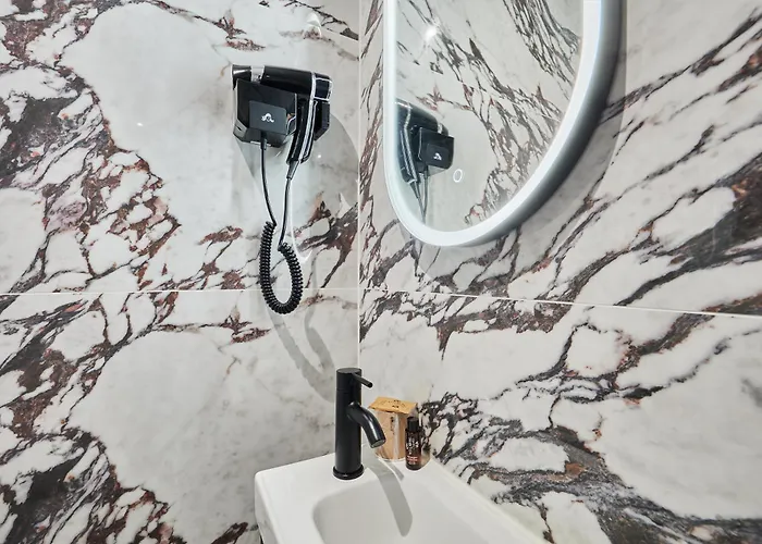 Richelieu, Centre-ville, Perret 2*