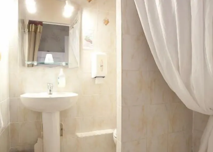 Hotel Richelieu, Centre-ville, Perret