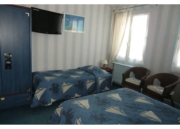 Richelieu, Centre-ville, Perret Hotel Hawr